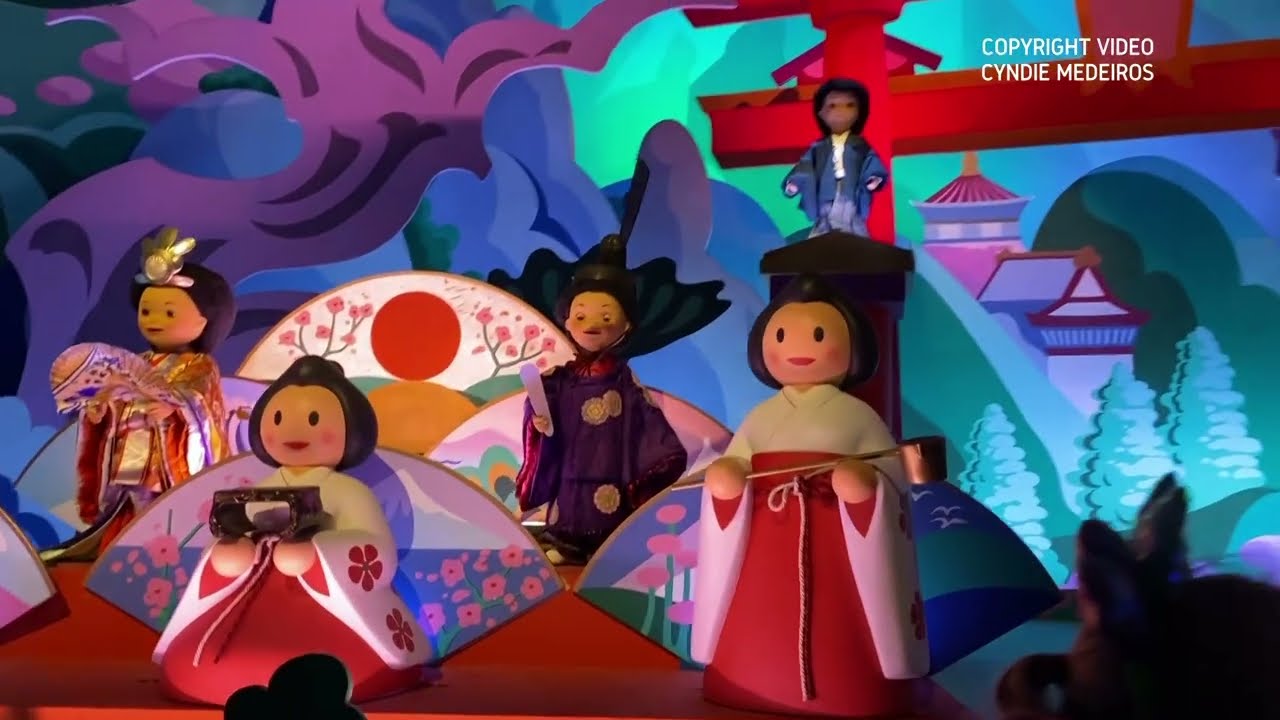 Disneyland Paris   It's a Small World Ride - November 2025