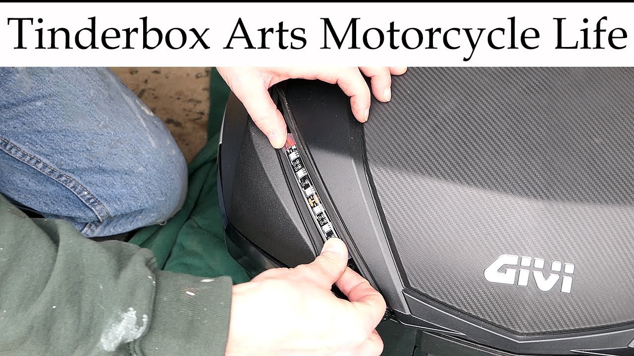 Givi V47 Top Box Auxiliary Brake Lights On A BMW R1200RT