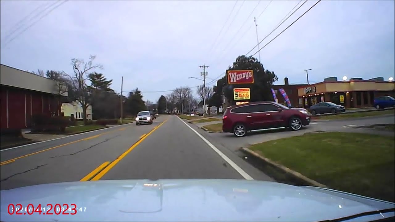 Tullahoma Tennessee - Crazy Drivers On Wilson Avenue...
