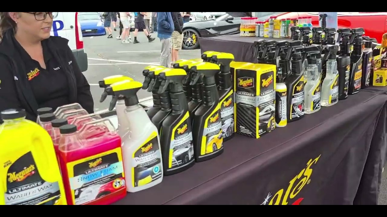 Coffee and cars, Auckland New Zealand, 09 November 2025