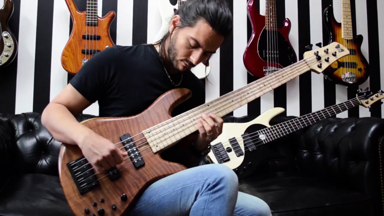 Andres Rotmistrovsky en PLUG IN - Fodera Emperor Standard Special 5