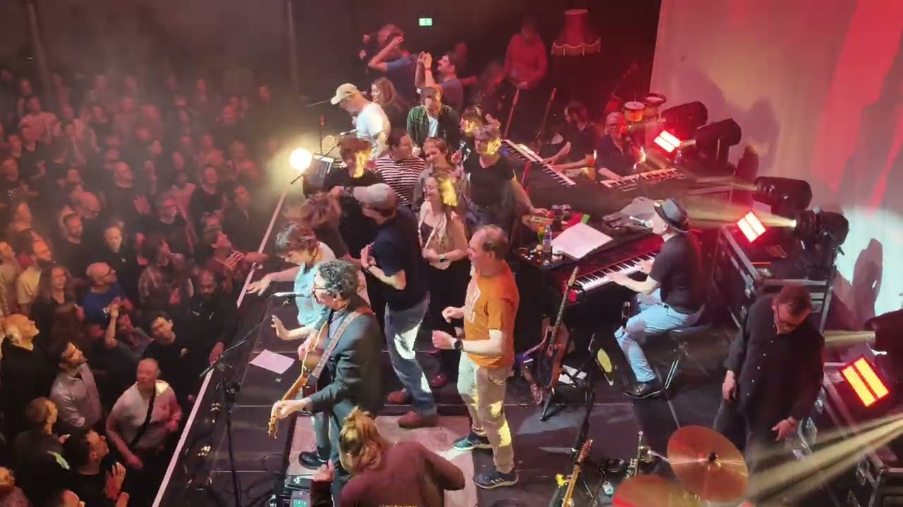 Belle & Sebastian - The boy with the Arab strap