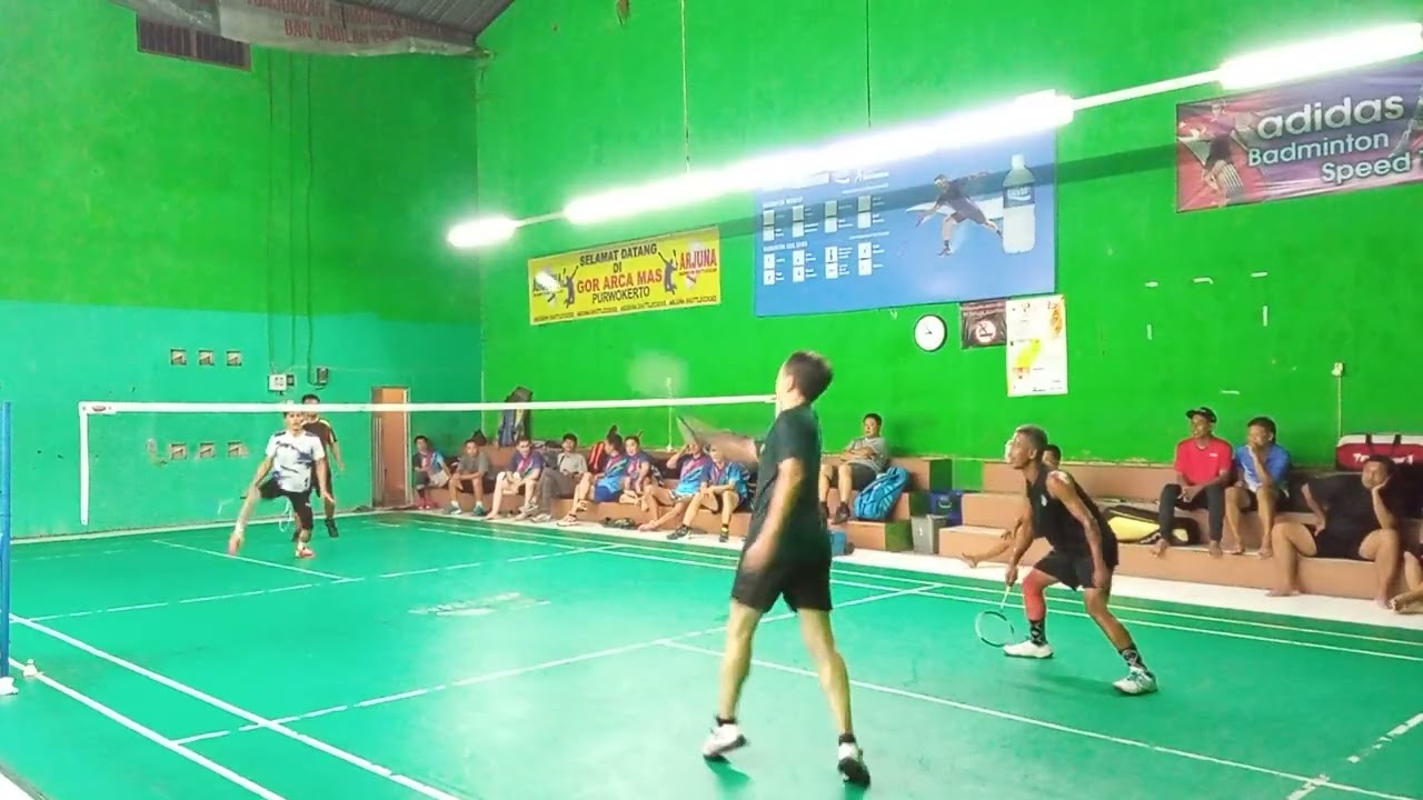 GOKIL!!! SPARING BADMINTON EKO/CS PB OSCAR 🆚 PB WINONGSAE CIKAPAT ADU SKIL TEKNIK SMASH KERAS 