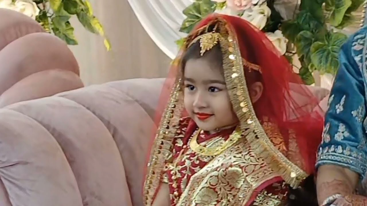 আমাদের লাল টুকটুকে ছোট্ট কিউট বউ, সবাই মাশা আল্লাহ বলবেন প্লিজ  #SalmaAirin