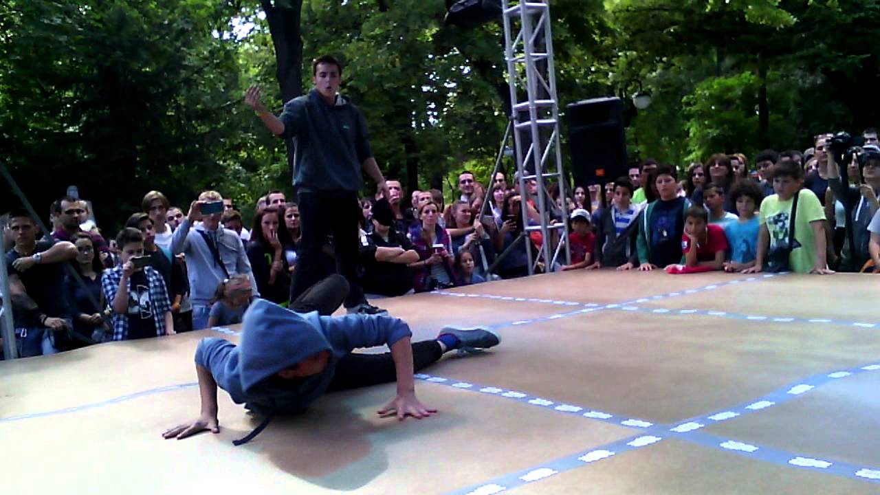 Monstribe -Bboy Vens and Bboy Shosa Street Masters