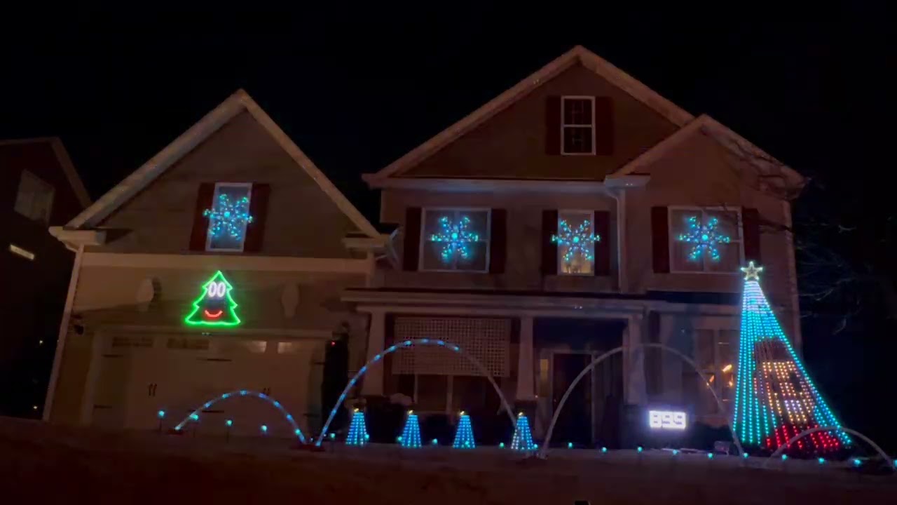 Eade Christmas Lights 2024 - Blinding Lights