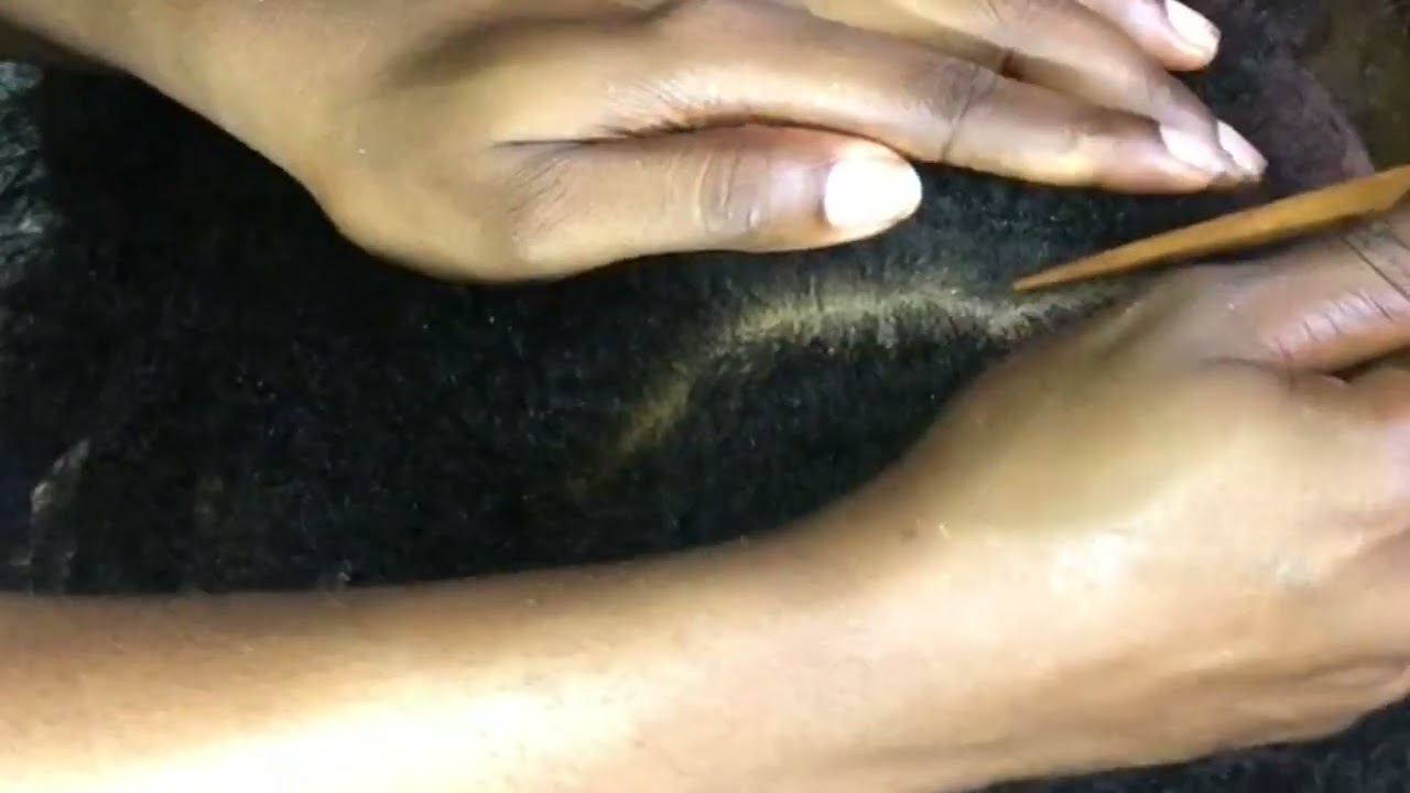 Asmr~Relaxing cornrow nitpicking 😴