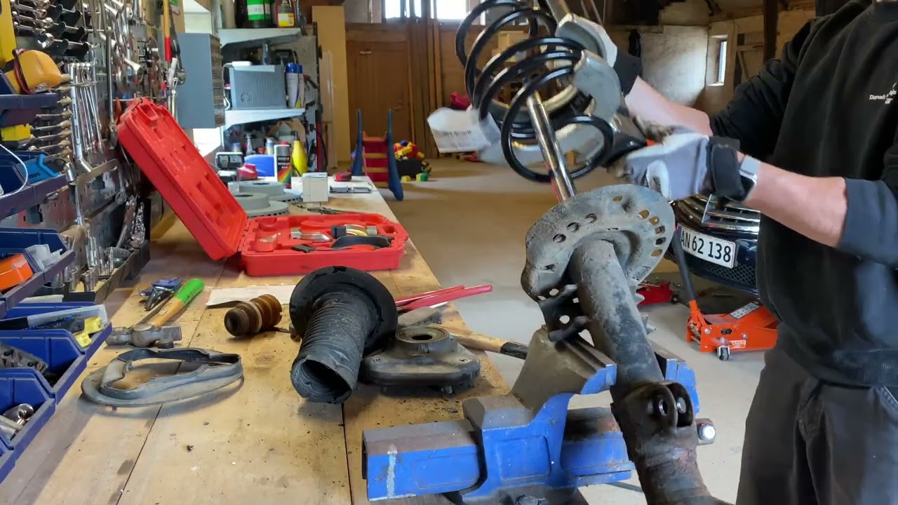 W212 chassis front coil spring replacement, NOT air spring.