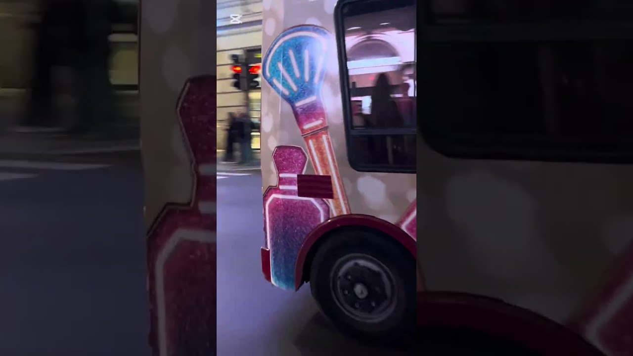 Buses, metro y tranvías por Roma. 