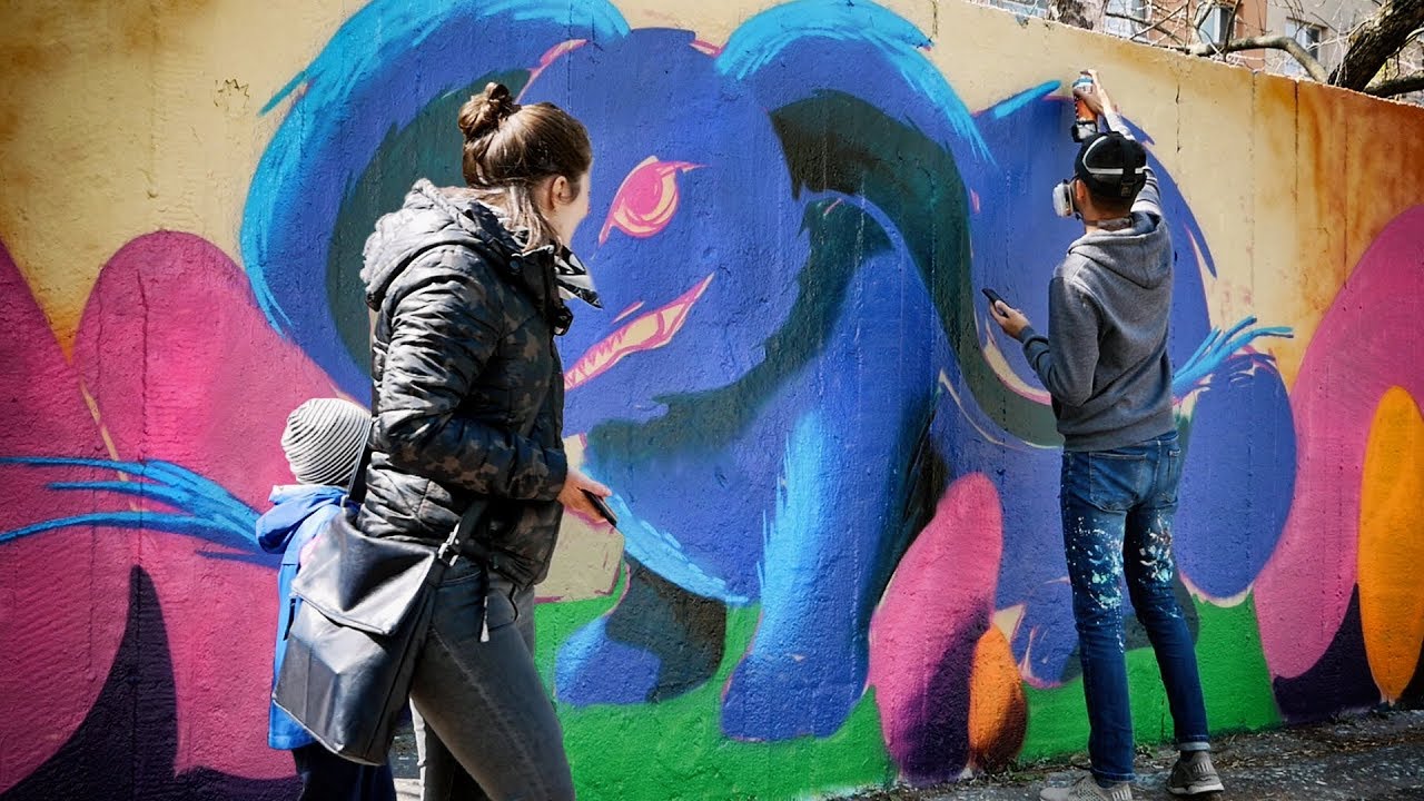 Shocking PUBLIC reaction - CRAZY Mural Painting!