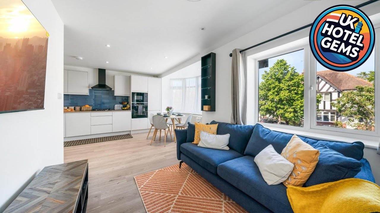 Newly Refurbished 2 Bed Flat | London, United Kingdom | Hotel Review 🏩