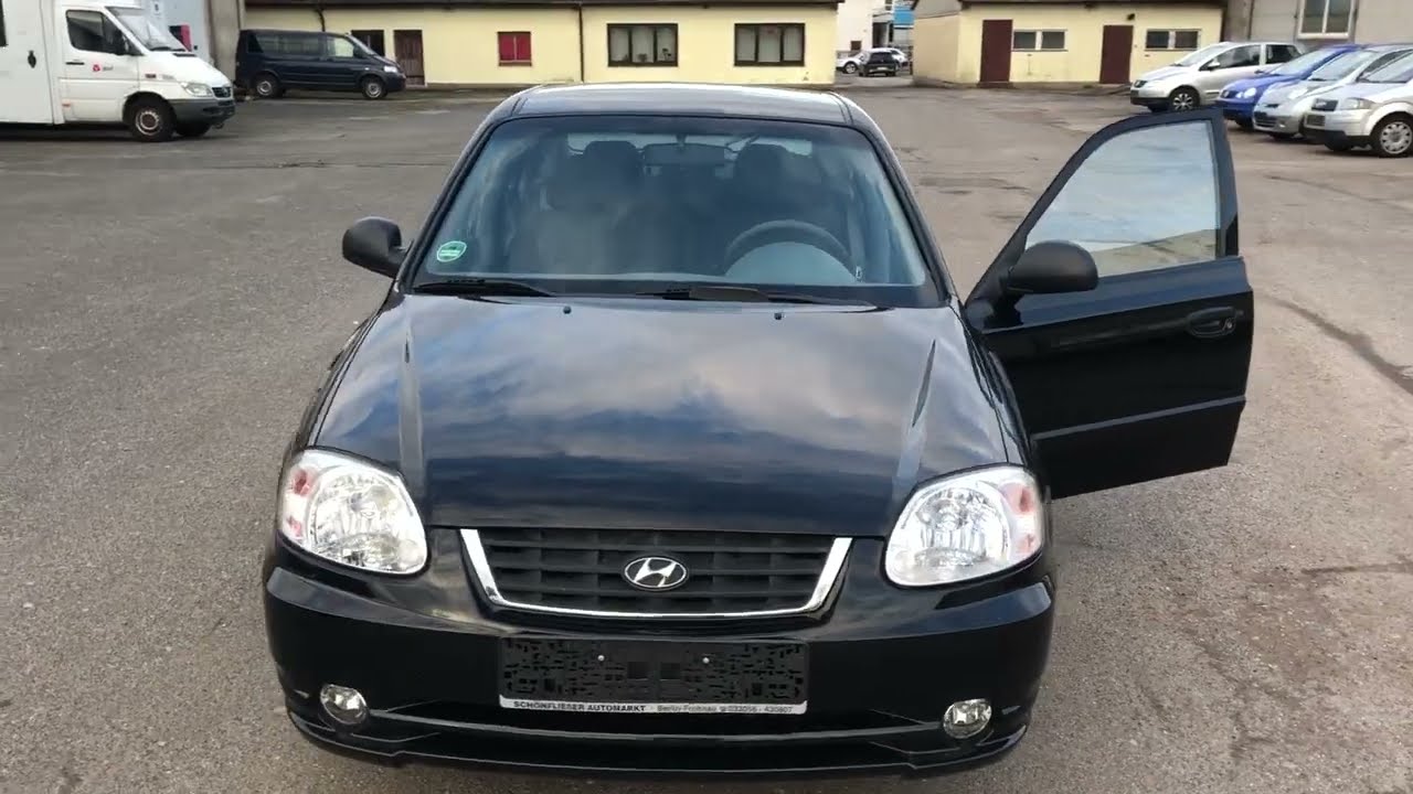 zu versteigern / for auction: Pkw Hyundai Accent