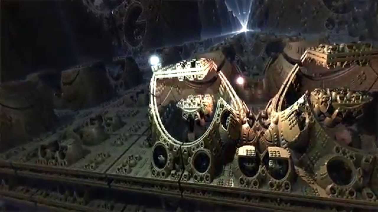 Mandelbox and Flying Lights