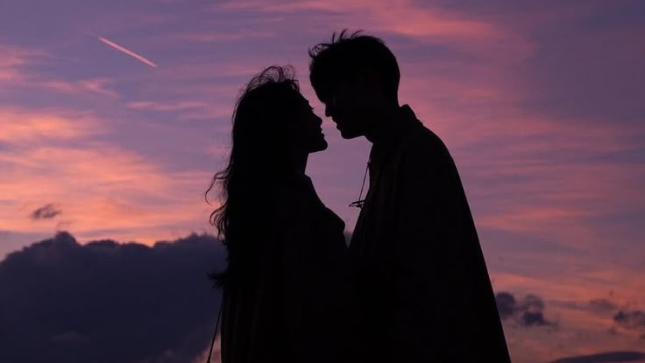 💬💘 Твой Особенный Человек Пишет Тебе СЕЙЧАС — Жди Сообщение СКОРО 🚨