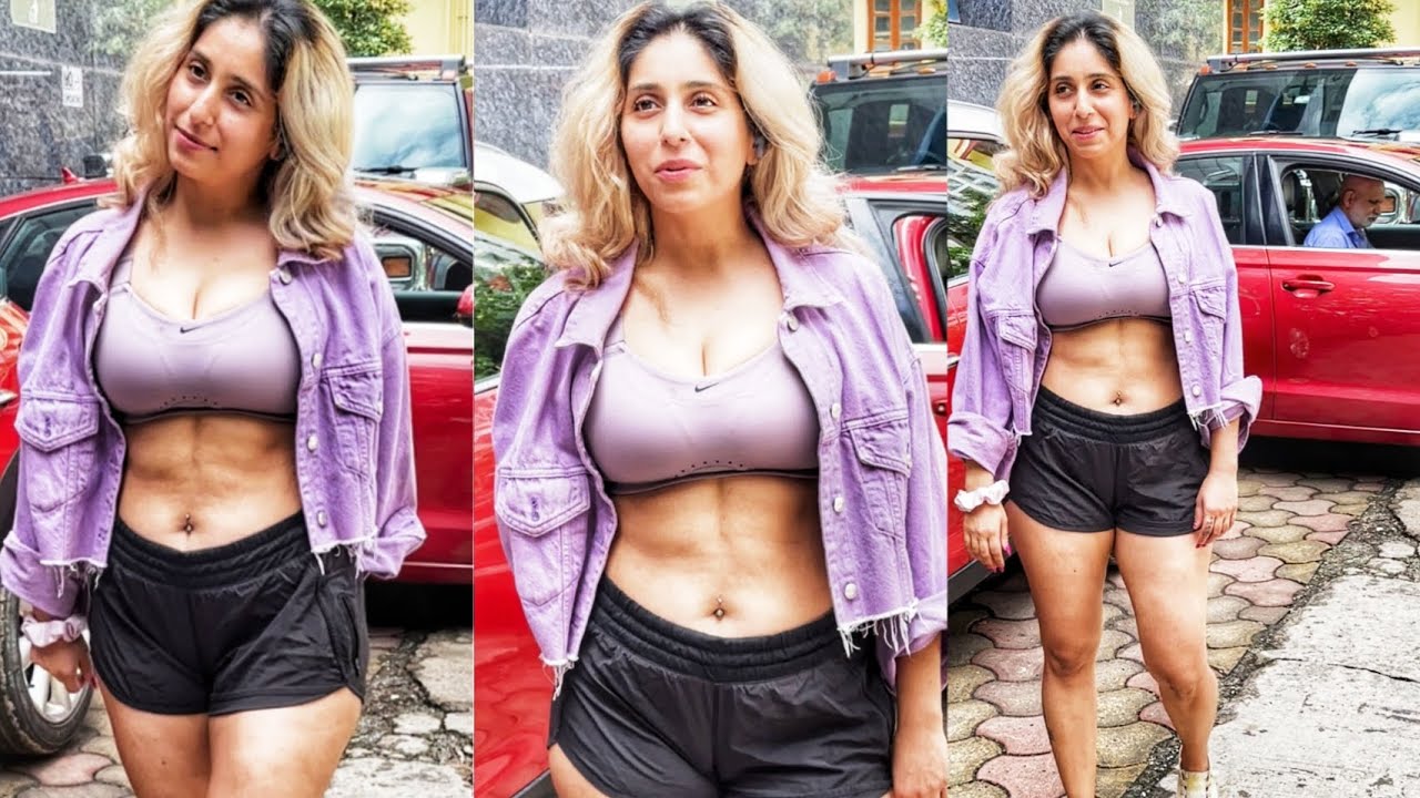 Neha Bhasin Looks Gorgeous || Spotted Outside Gym I Think Fitness Gym At  Bandra