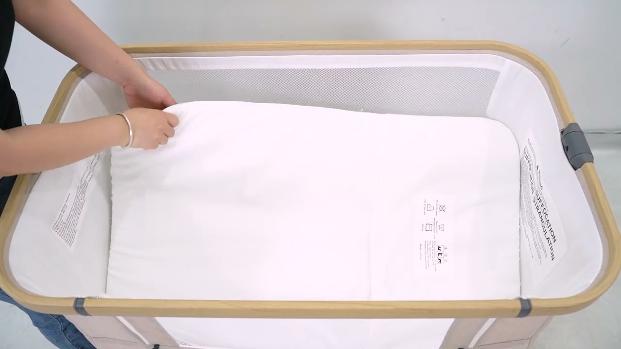 This Portable Bed Meets US & EU Standards – And Packs DOWN TO 10CM!