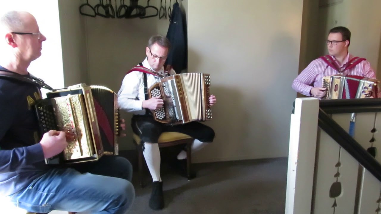 0E Garderobe boven   (Harmonicadag Hellendoorn 2018)