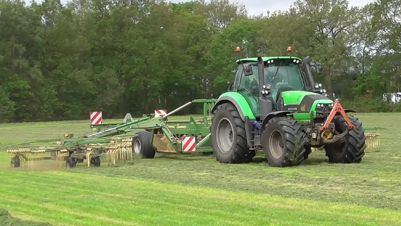 Raking grass with Deutz-Fahr & Krone