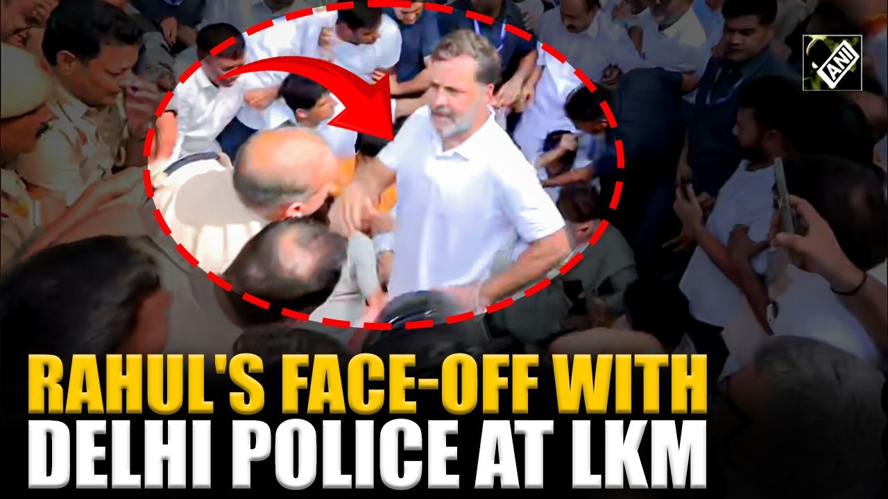 Caught On Cam: Rahul Gandhi's discussion with Delhi Police as Congress protests for PM&rsquo;s resignation