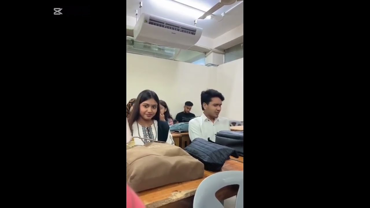হঠাৎ স্যার যখন ক্লাস শেষে গান গাইতে বলে। l am to obak😜🤪😝🤩😛