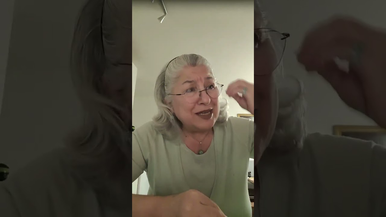 لایوچت : بیان نظرات و احساسات زیبا در باره برخوردها و رفتارهای حنانه پاکيزه خو و ....