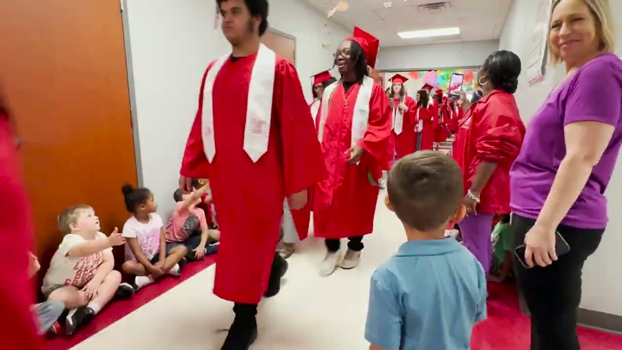🎓 Hitchcock ISD Senior Walk – Class of 2025 🎓