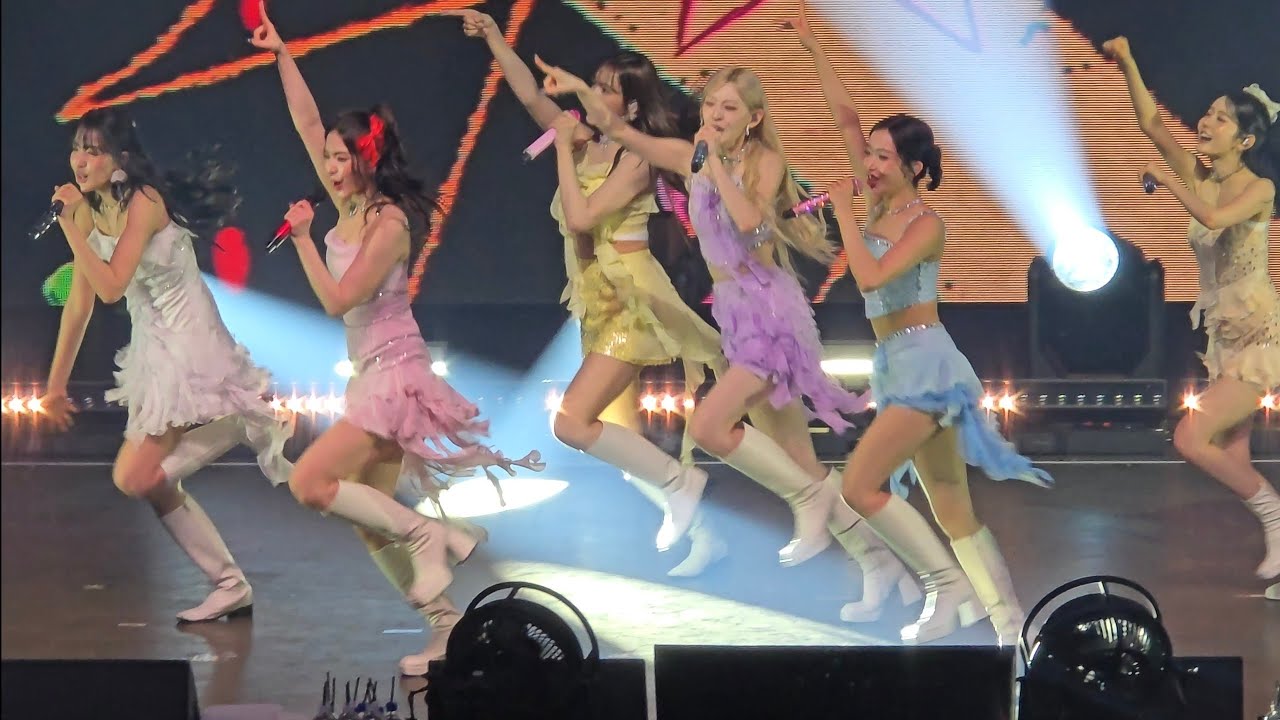 BUBBLE + TROUBLEMAKER FANCAM 25/10/12 STAYC TOUR [STAY TUNED] IN ATLANTA