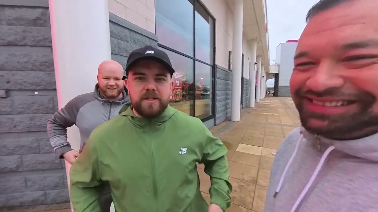 SPLITTING THE G & PIZZA HUT COMP 