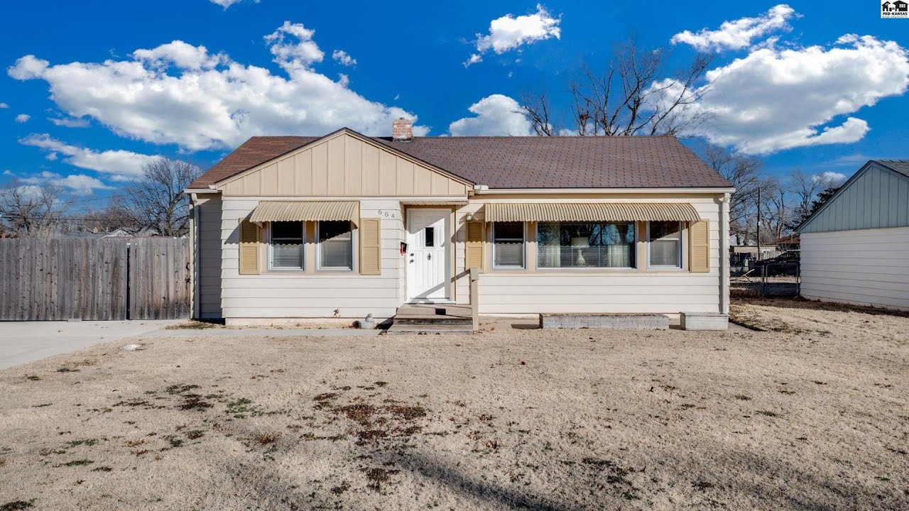 NEW LISTING: 604 W 21st Avenue Hutchinson KS 67502