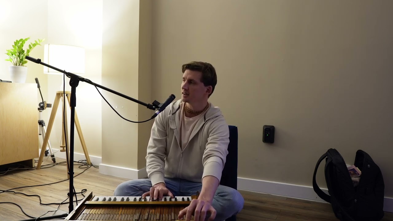 Premananda Kirtan Das  Kirtan