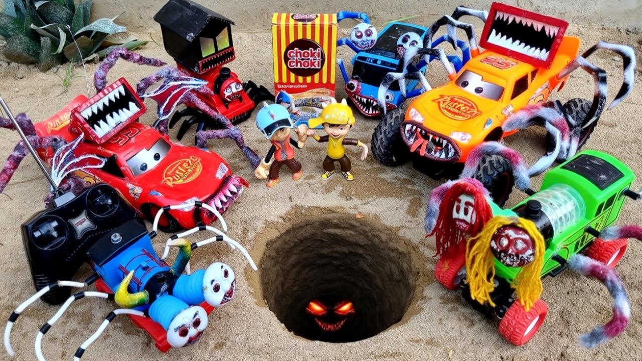 Bermain Kereta Api Hantu Laba-Laba, Thomas and the Friends, Mobil Laba-Laba, Mobil Hantu Laba-Laba