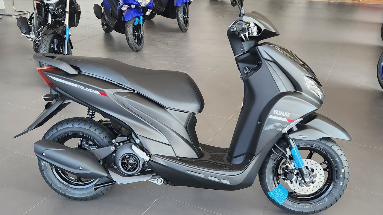 NOVA YAMAHA FLUO ABS 2025