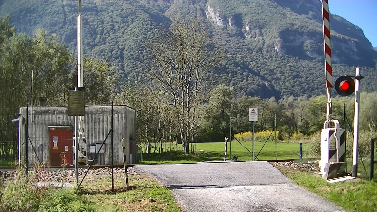 Spoorwegovergang Grigno (I) // Railroad crossing // Passaggio a livello