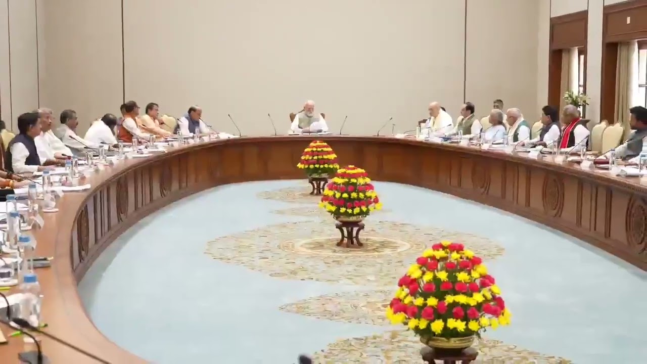 Union Cabinet passes a resolution applauding PM Modi for becoming the longest-serving elected PM