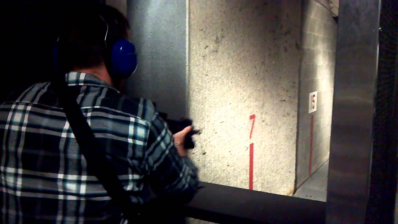 Shooting F/A HK 416 at The Bullet Hole