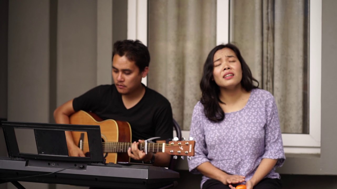 Hringnun piah pialral ram - Esther Lalrinhlui Ralte