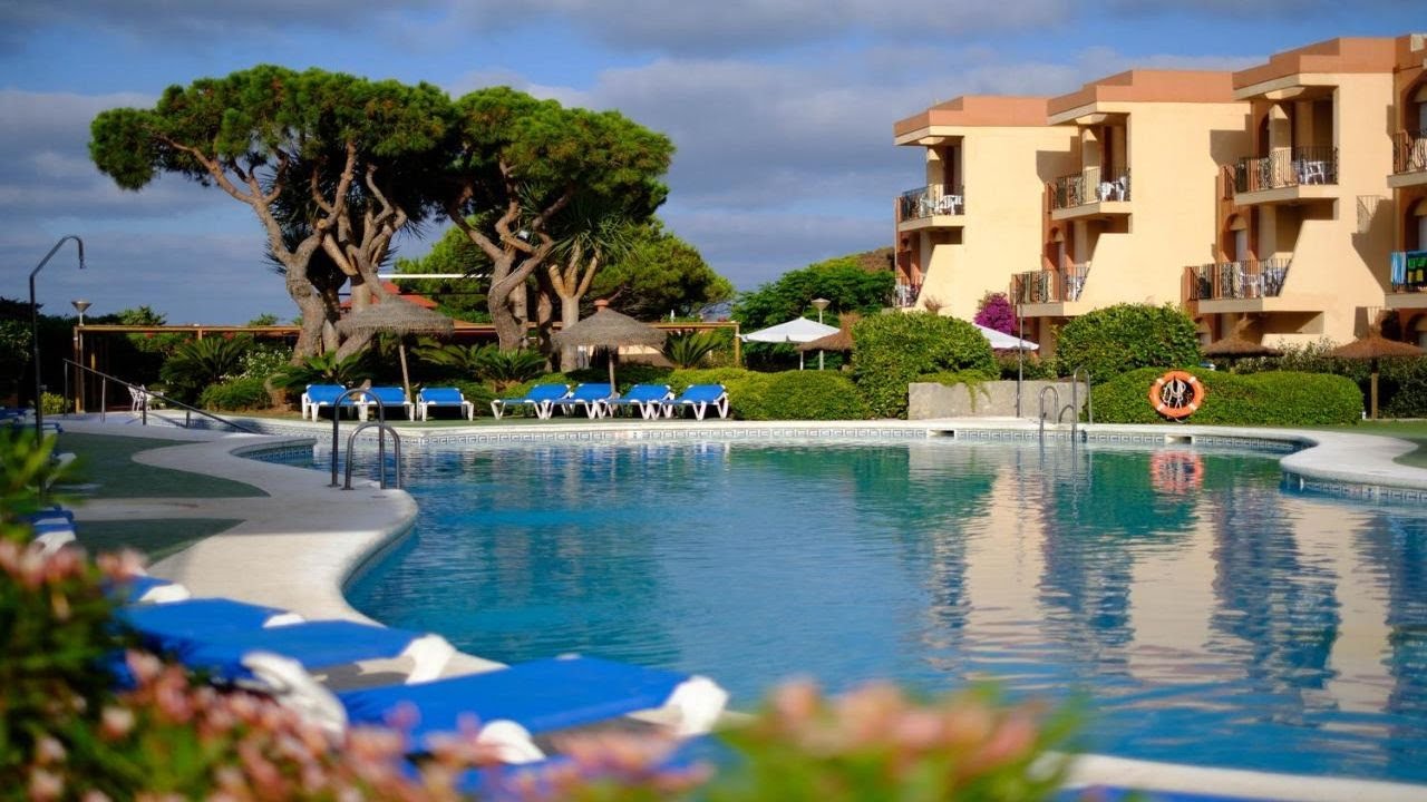 Aparthotel las Dunas, Chiclana de la Frontera, Spain