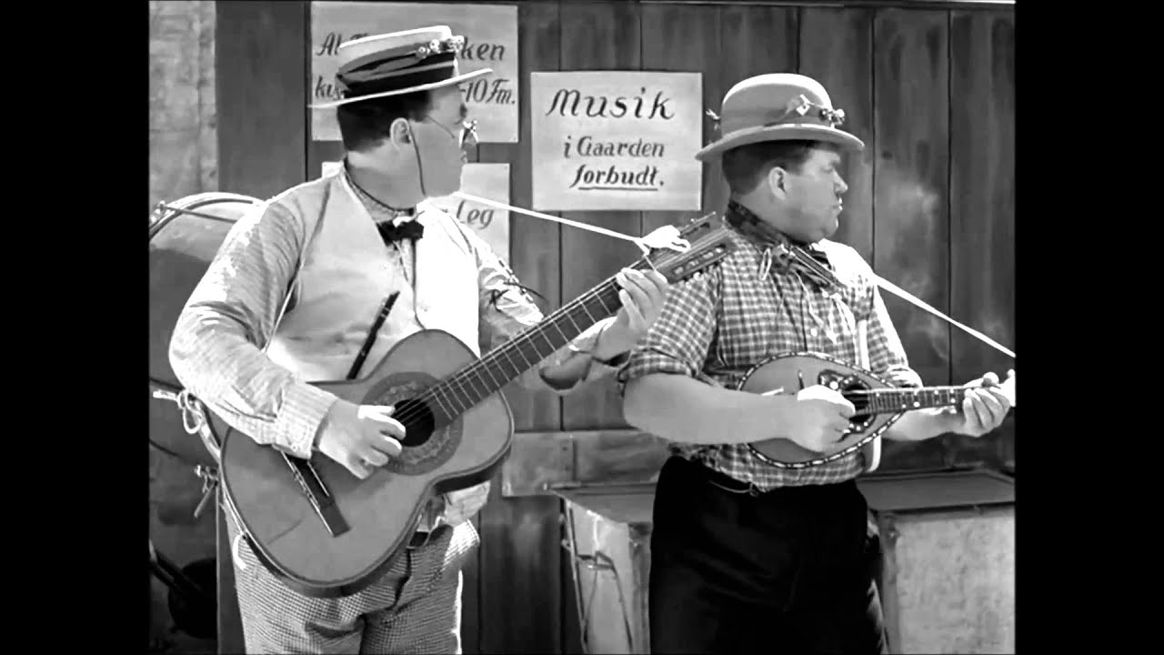 Panserbasse (1936) - Den dejligste pige i verden (Cornelius, Meincke & Skjær)