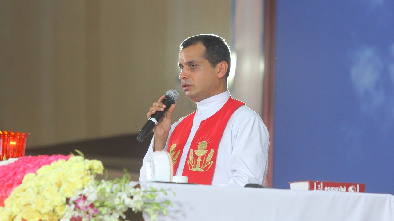 Fr Dominic Valanmanal Powerful Deliverance Song at Potta Bible Convention 2020