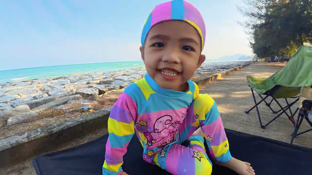 ทริปเที่ยววันหยุด วันตรุษจีน 2 วัน 1 คืน   มะลิเล่นน้ำทะเลสนุกมากๆ  