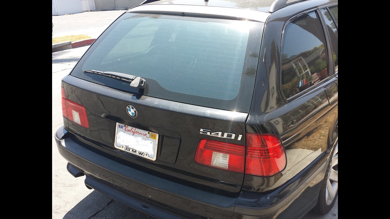 Rear Lift Trunk Shocks Removal BMW 540i 528i 525i wagon