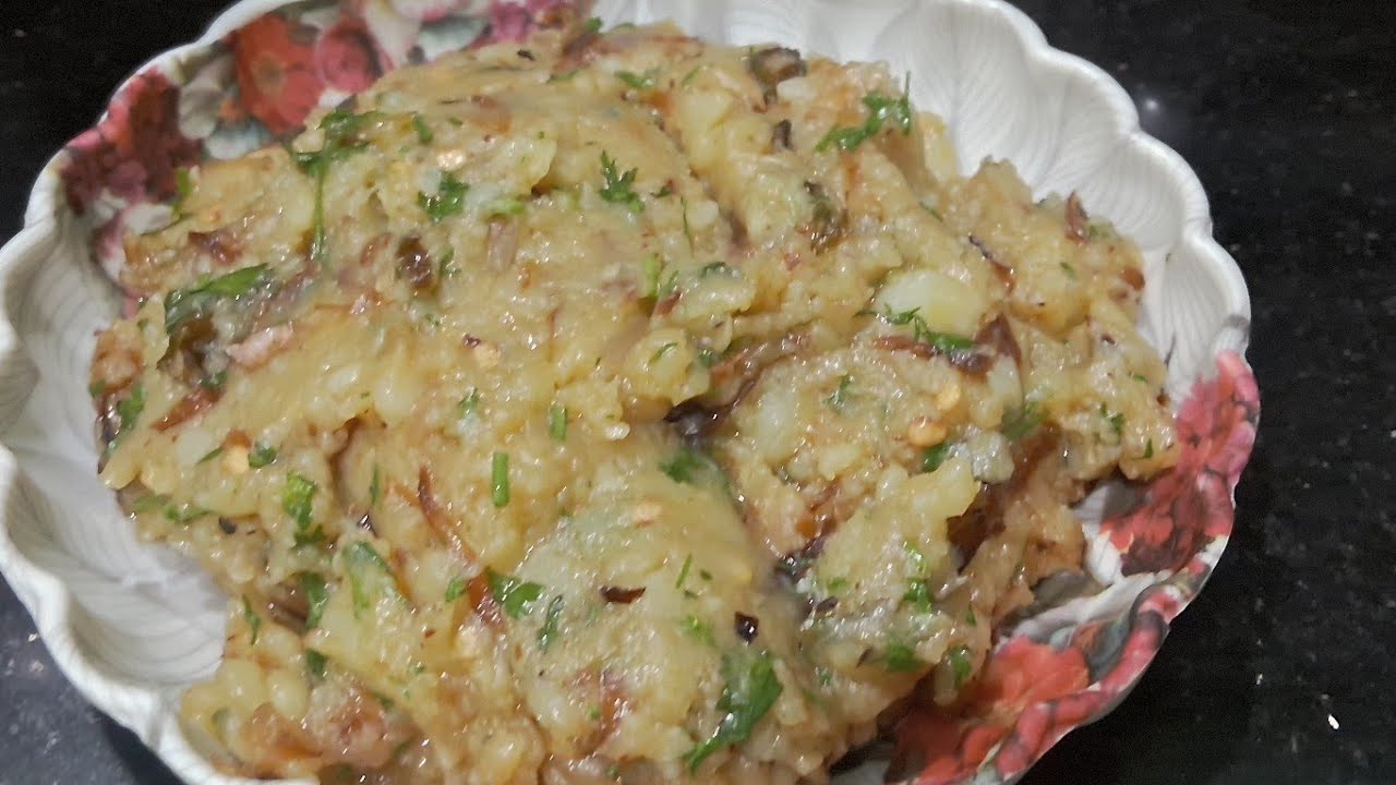 Tasty 😋 Aaloo ka Bharta | easy and tasty Recipe by safiya's cooking 👍 