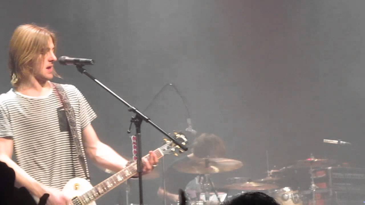 R5-Shut Up and Dance (Walk the Moon) cover