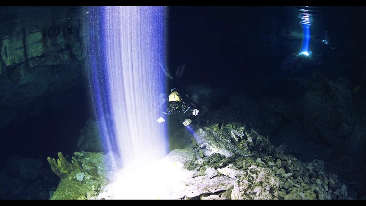 Ивайло Калушев и групата му, Мексико – ТНЕ UNEXPLORED, 2015 – cave diving documentary in Mexico
