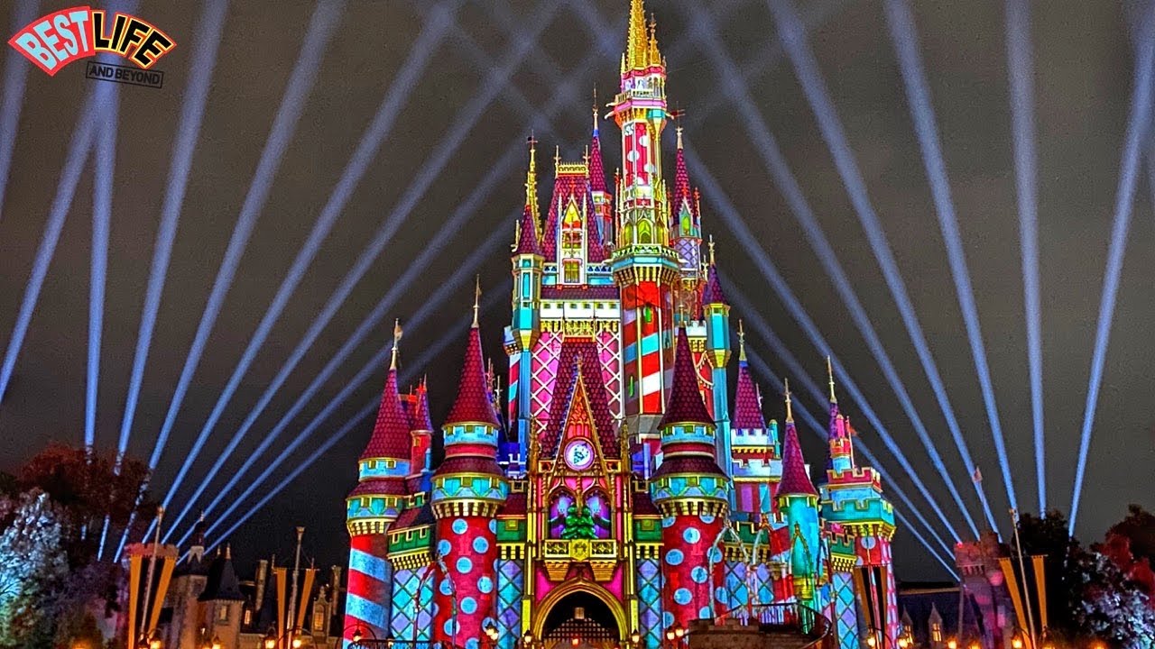 First Day in Magic Kingdom Walt Disney World! Pirates, Peter Pan, Mickey Mouse & More! Part 2