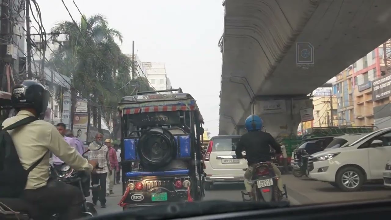 Driving in Patna City, Bihar