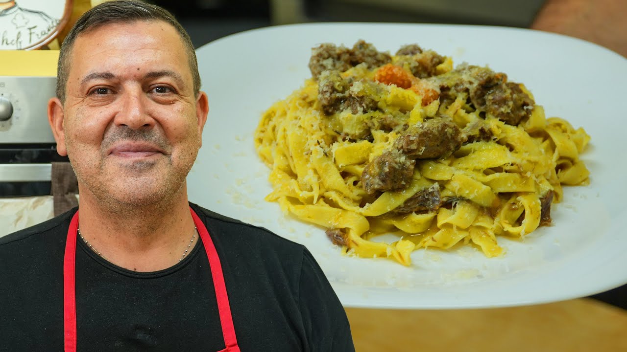 TAGLIATELLE FATTE in CASA al RAGÙ BIANCO - Ricetta DELIZIOSA!