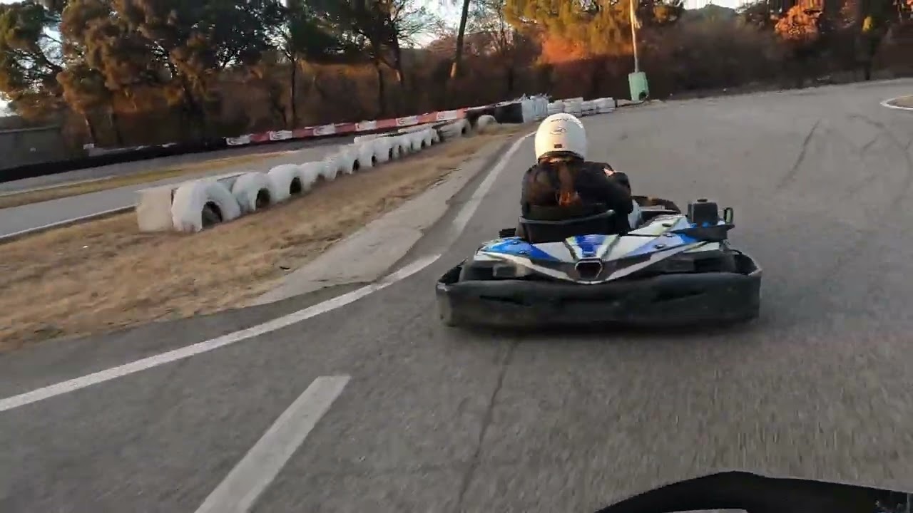 Carrera karting Sallent (de los mejores adelantamientos que e visto )