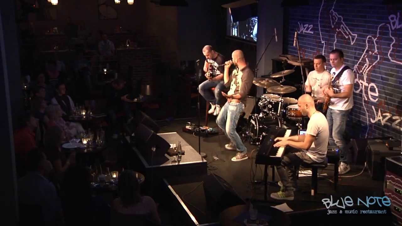 Robo Opatovsk&yacute; & Band - Hovorila Po &Scaron;panielsky (Live)