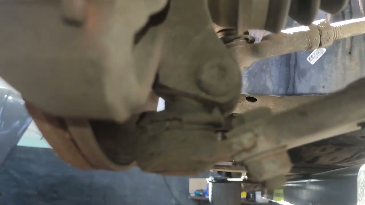 troca do pivô, terminal e Axial do Focus mk1 parte 1